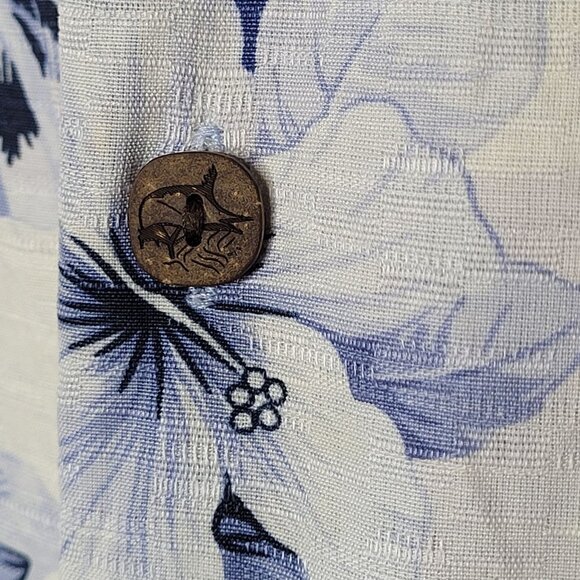 Bermuda Bay 100% silk Blue and white Tropical Floral Hawaiian button up XL - Picture 4 of 10